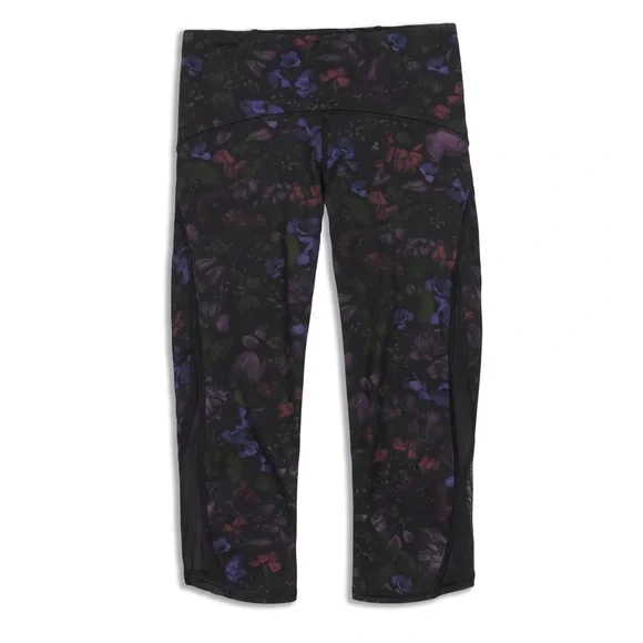 Lululemon Train Times Crop 17" Leggings in Frozen Flourish Multi/Black, Size 8 - Picture 8 of 9
